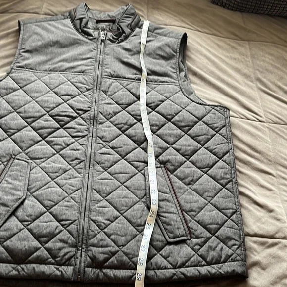 Men’s XL Tommy Bahama vest - Picture 9 of 9